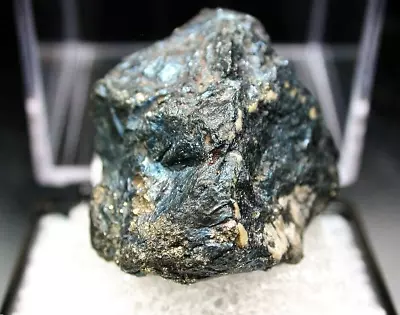 Minerals : Bluish Mass Of Bornite On All Sides From The Magma Mine In Arizona • $2.25