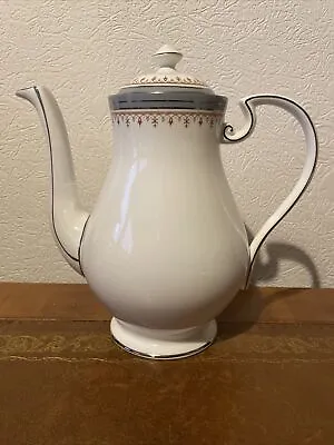 £15.60 • Buy Aynsley Silver Shadow Teapot