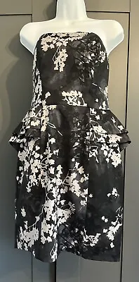 New H&M Floral Strapless Peplum Dress Size 10 • $27