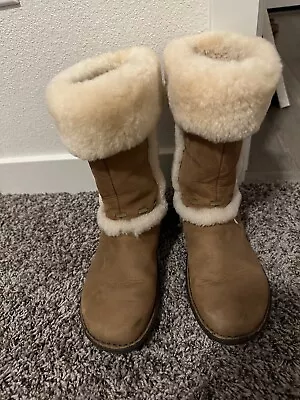 Uggs Womens Neumal Boots Size 8 • $8.28