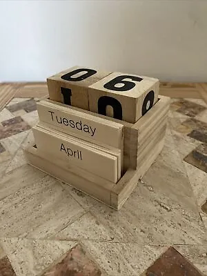 £0.99 • Buy Wooden Calendar Desktop Calendar Blocks Indoor Wood Color
