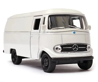 Mercedes-Benz L319 Germany Vintage Car Model Metal Diecast Toy White 1:34 • £11.65