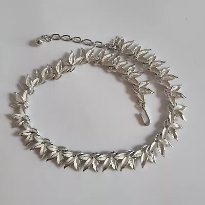 £8.27 • Buy Trifari Brushed Silver Tone Ribbon Leaf Linked Necklace Retro Hollywood Choker
