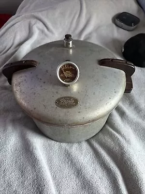 Vintage Heavy Duty PRESTO 16 Qt. Cooker Canner  Model No. 7 • $39.95
