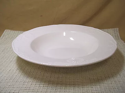 Mikasa China South Hampton DY902 Pattern Rimmed Soup Bowl • $11.99