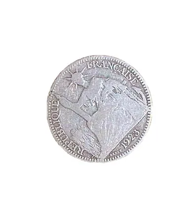 1923a French Indo-chine 10 Cent Silver Coin. #7783 • $7.99