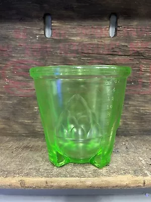 Vintage GREEN VASELINE GLASS FOOTED MEASURING BOWL DISH 2 CUP • $25