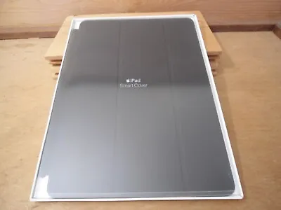 Genuine Apple IPad 10.2  7th/8th/9th/Air 3/10.5  PRO Smart Cover MX4U2ZM/A Black • £23.99