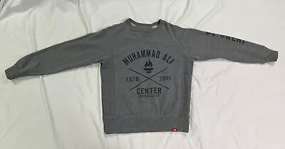 Muhammad Ali Center Men's Torch Sweatshirt Size M Louisville KY Cotton Gray VGC • $24