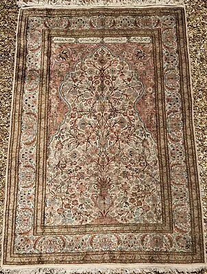 Fine Antique Silk Prayer Rug Carpet • $715.62
