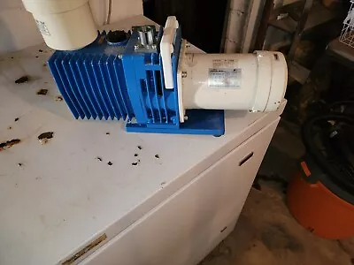 $599 • Buy Ulvac Kiko G-100s Oil Rotary Vacuum Pump W/ Oil Mist Trap  3 Phase Motor