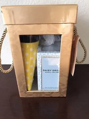 Daisy Dream Marc Jacobs 1 FL OZ EDT Spray And Body Lotion Gift Set • $55