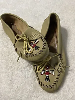 VTG 80s Minnetonka Thunderbird Leather Moccasins Womens 8.5 Beaded Southwestern • $24.99