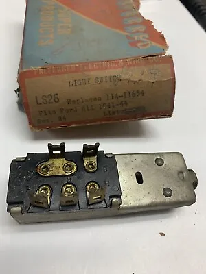NORS 1941-49 Ford Mercury 48-50 Pickup Headlamp Light Switch 11A-11654  LS26 • $40