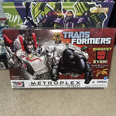 BRAND NEW Hasbro Transformers Thrilling 30 Generations Titan Class Metroplex • $600