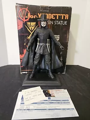 $149.99 • Buy V For Vendetta Resin Statue 12-inch Numbered NECA  0009/1500