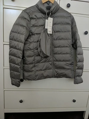 $40 • Buy Uniqlo Women's Ulta Light Down Jacket Size M NWT