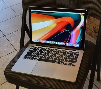 Apple MacBook Pro 2015  13.3  - Intel Core I5 5th Gen  - 256 GB SSD -  8GB RAM • $785