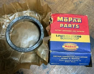 1936-1954 Nos Plymouth Chrysler Doodge Des Driveshaft Bearing Cup Part No.698399 • $128.15