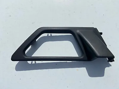 1247660491 Front Door Seat Right W124 300e 300ce 300te E320 E300 E420 400e 500e • $16.10