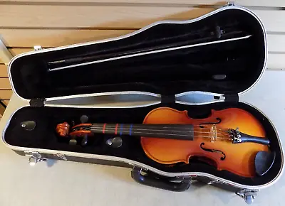 F.R. Pfretszchner Model 903 - Handcrafted 1/2 Size Violin • $47.95