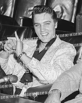1956 ELVIS PRESLEY Signs With PARAMOUNT PICTURES (PHOTO) NEW 02 • $4.88