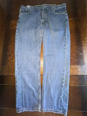 Levi's 505 Regular Fit Men’s Jeans 38X32.  100% Cotton.  Made In Bangladesh. • $18