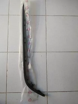 BMW E39 Moulding Bumper Rear Left !!NEW!! !!GENUINE!! 51128205249 • $30