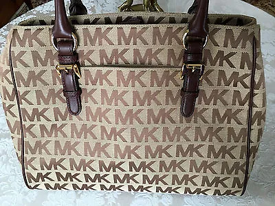 Michael Kors Jet Set Md Work Tote Handbag.  Mocha Brown.  Gorgeous!  Nwt • $169