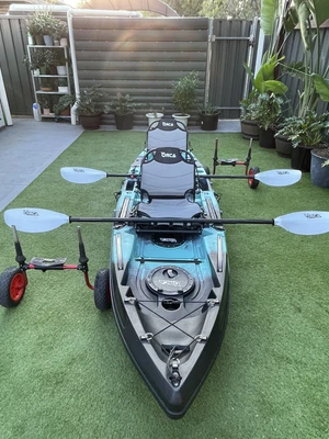 $800 • Buy BARGAIN! Kayak Fishing Tandem Come With 2 H Style Trolley