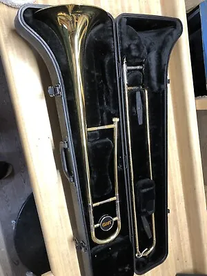 $400 • Buy Nice Jupiter Jsl 332 Student Brass Trombone 
