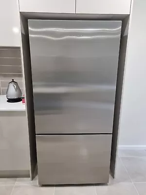 Fisher & Paykel 494L ActiveSmart Bottom Mount Refrigerator RF522BRPX6 • $750