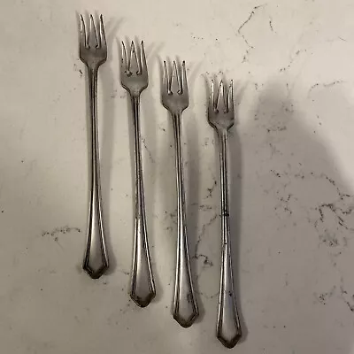 Set Of 4 Vintage Oneida Silver Plate Pickle Seafood Cocktail Forks 6” • $6