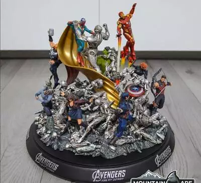 Avengers Ultron Battle Diorama Resin Sculpture Statue Model Kit  Marvel • $58