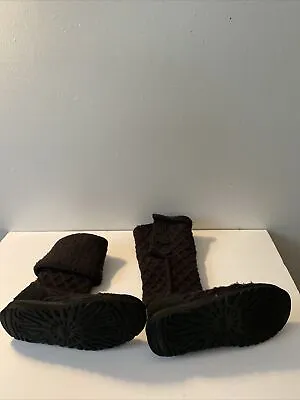 Uggs Women 8 • $18.50