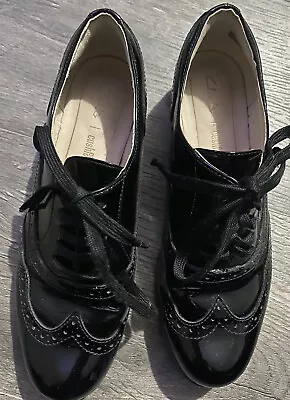 £10 • Buy Clarks Hamble Oak Black Patent Shoes Size 4.5