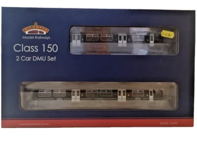 £275 • Buy Bachmann 32-940 OO Gauge Class 150/2 2-Car DMU 150216 - GWR Livery