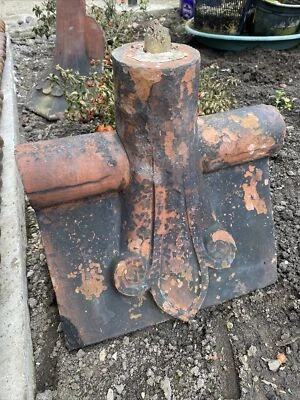 £24.99 • Buy Victorian Decorative Roof Finial Angled Stone Ridge Tile