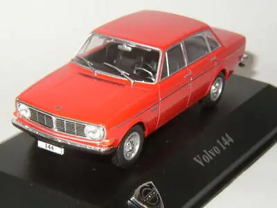 Volvo 144 (1971) - Atlas Volvo Collection • $22.95