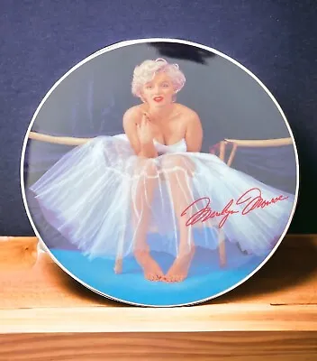 Vintage Forever Marilyn Monroe Porcelain Plate 1997 Bradford Exchange 8 1/2 “ • $21.97