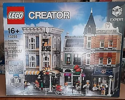 LEGO Creator Expert: Assembly Square 10255. Neat Set. • $429.95