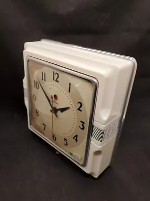 Telechron 2H11 White Electric Wall Clock Art Deco Works Café Works!  • $54.99