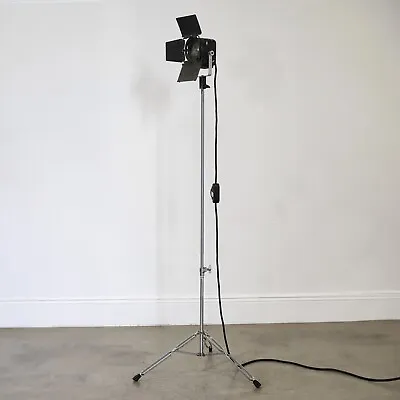 Vintage IANIRO Quartzcolor Stage / Studio Light Camera Equipment 184cmH & Stand • $118.78