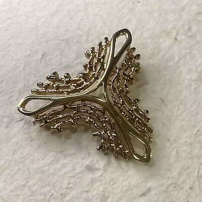 Vintage Filigree Gold Tone Brooch Pin  • $12