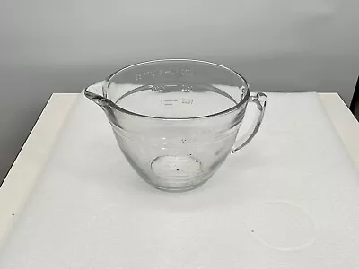 The Pampered Chef Clear Glass 8 Cups 2 Qt. Measuring Batter Bowl HEN LOGO EUC • $26.95