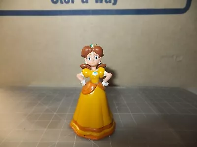 Super Mario Bros PRINCESS DAISY 2.5  Figure  2007 Nintendo Toy Cake Topper • $9.99