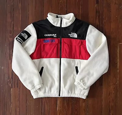 Supreme X The North Face Expedition Fleece FW18 Large White (Preowned Clean) • $499.99