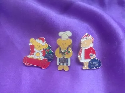 3x Festive Christmas Marie Curie Charity Bear Pin Badges Bear Metal  • £0.99