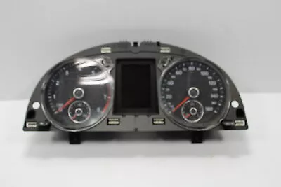 2010-2011 Volkswagen Cc Front Left Gauge Cluster Oem 3c8920970 • $22.49