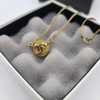 Chanel Necklace Gold Vintage • $728.89